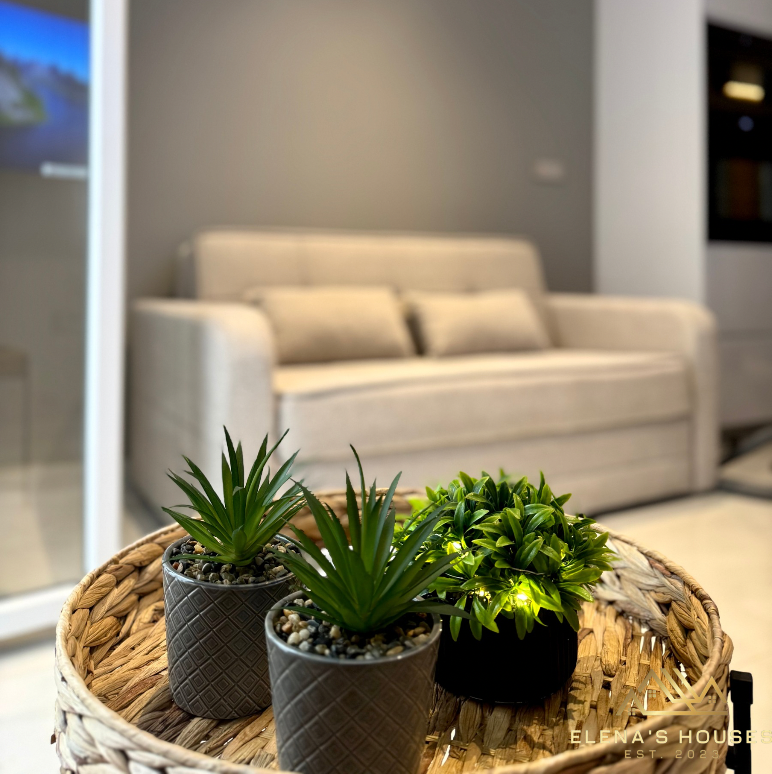 Thoughtful details in a comfortable Athens apartment